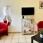 Apartament Revy 4 - Confort Et Equipe - Centre Néris-les-Bains