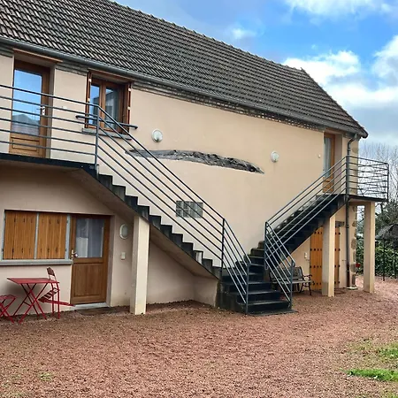 Apartment Revy 4 - Confort Et Equipe - Centre Neris-les-Bains
